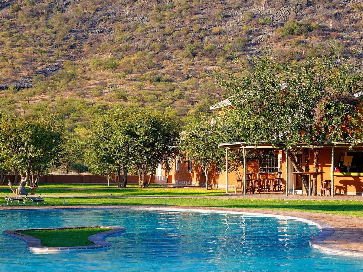 Gondwana Damara Mopane Lodge Mopane Pos Exterior foto
